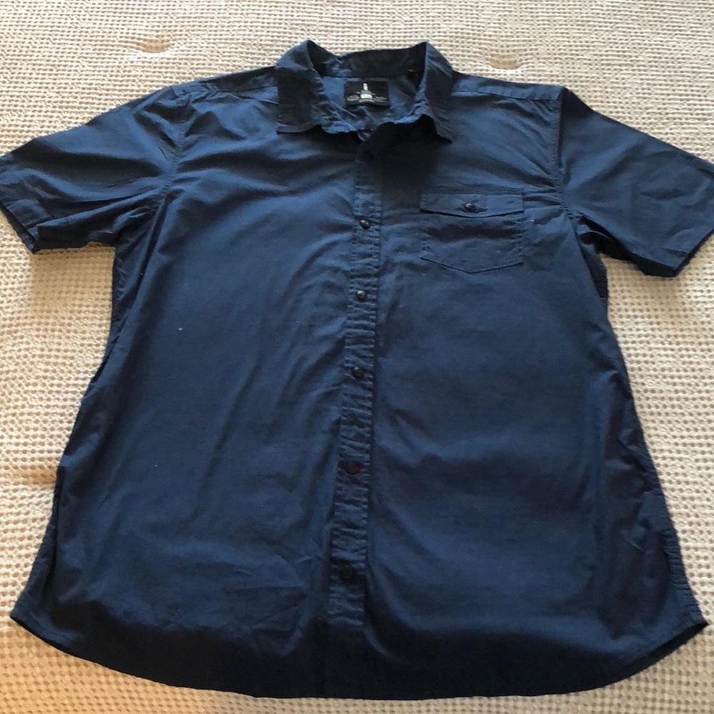 Jeans by Buffallo XL Short Sleeve Blue